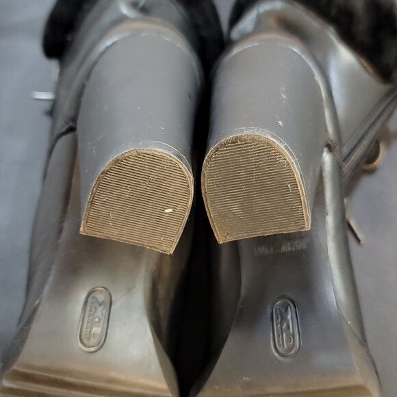 JOHNSON &MURPHY ROCHELLE WOMEN'S LACE-UP BLOCK HEEL BOOT - Picture 16 of 16